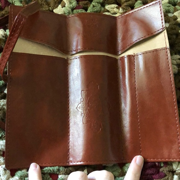 Twilight 3 fold pouch - Picture 4 of 8